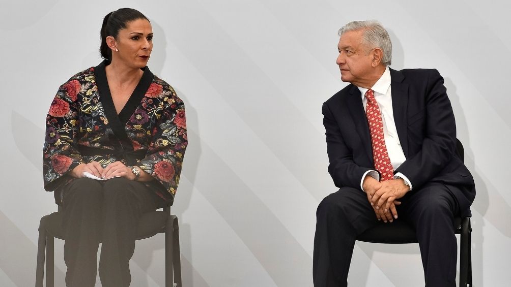 Ana Gabriela junto al presidente López Obrador