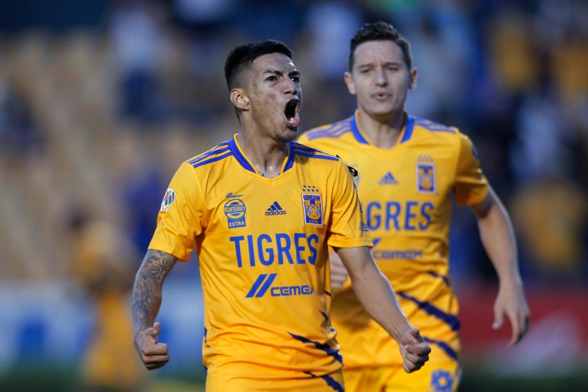 Raymundo Fulgencio en un partido de Tigres