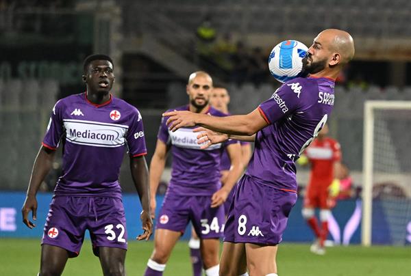 Fiorentina en acción ante Juventus