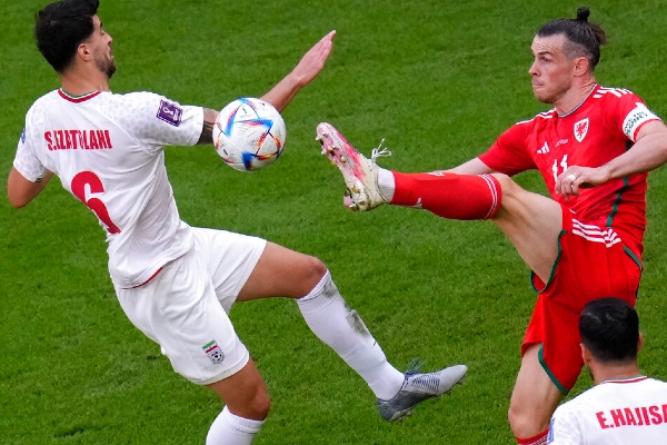 Gales en partido contra Irán 