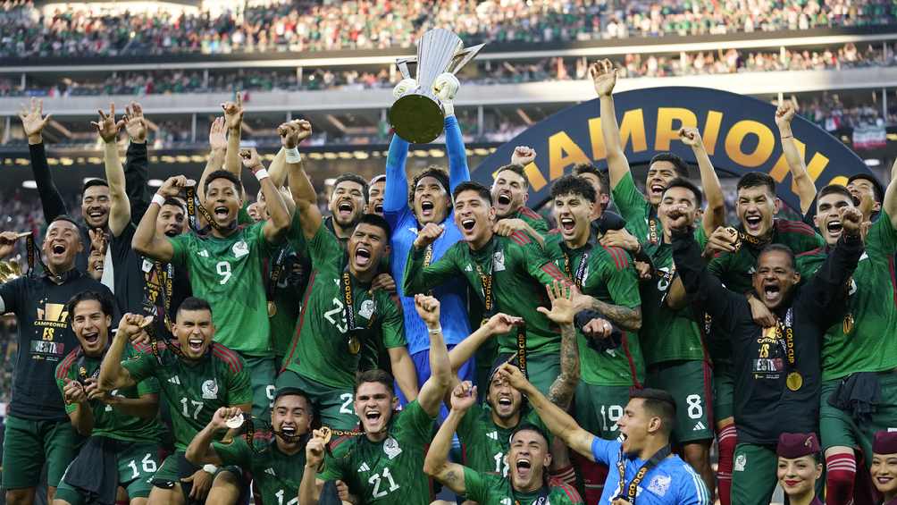 México regresó a la senda de la victoria