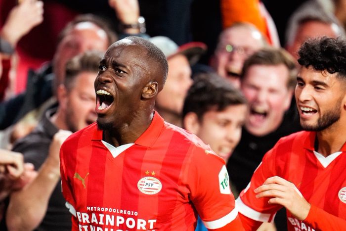 PSV marcha invicto y con paso perfecto en la Eredivisie
