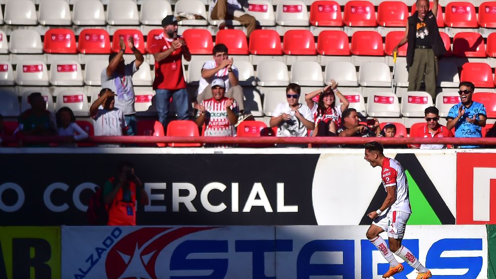 Pocos aficionados celebran un gol ante Mazatlán