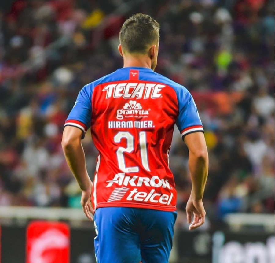 Hiram Mier llegó a Chivas en 2018