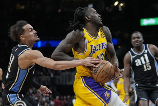 Acciones entre Lakers y Atlanta Hawks 