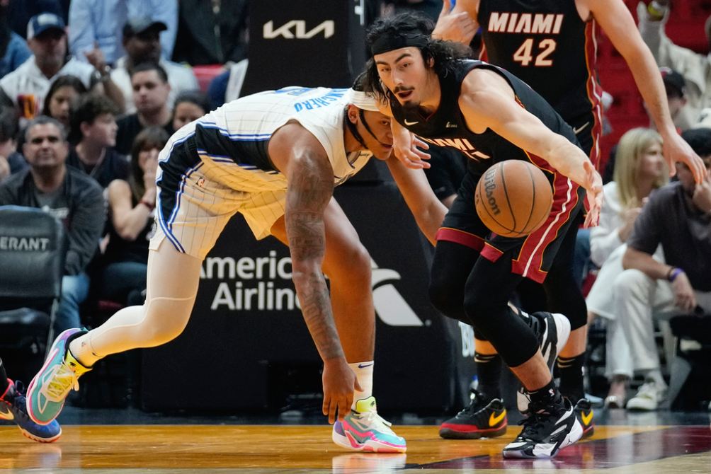 Paolo Banchero y Jaquez en el juego entre Miami Heat y Orlando Magic