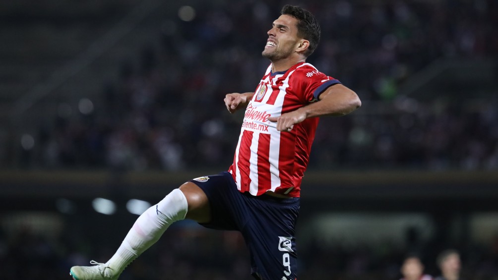 Daniel Ríos celebra su único gol con Chivas