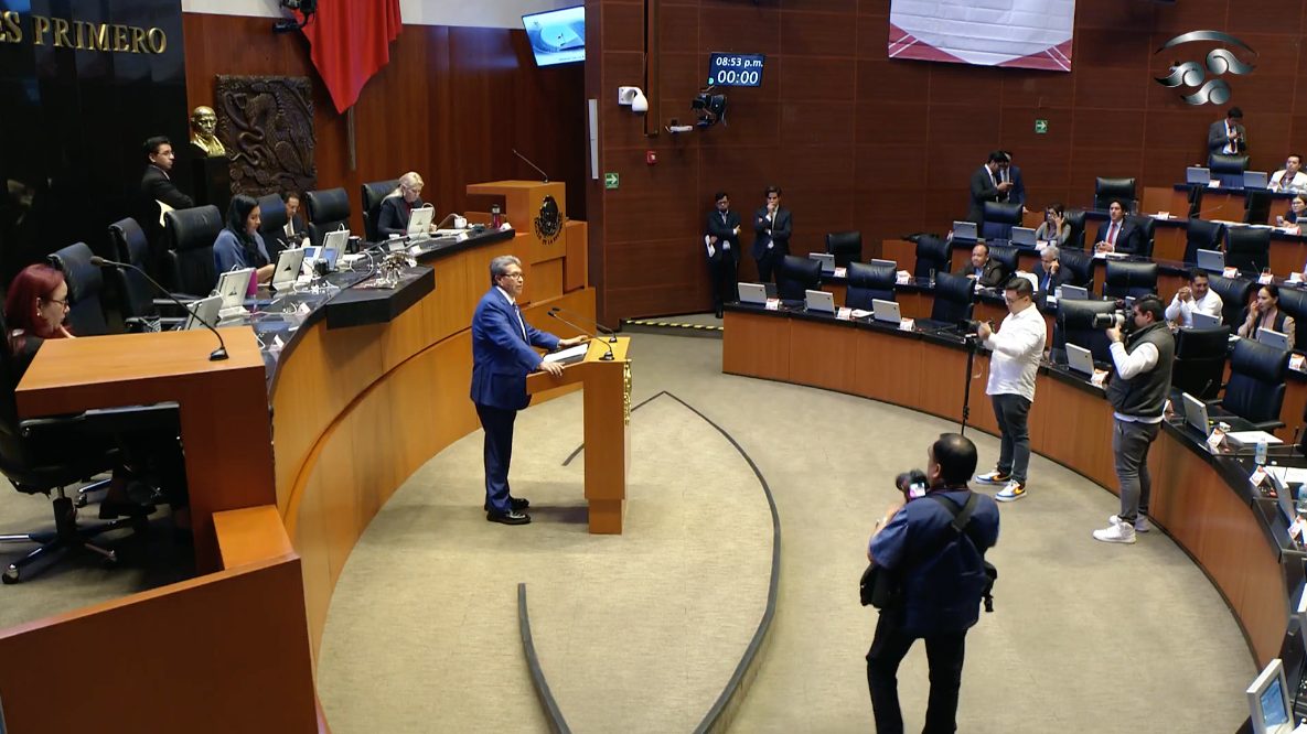 El senador Ricardo Monreal dijo que la ley busca que se evite abusar del sistema legal.