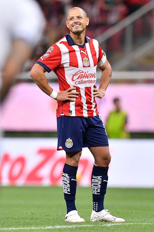 Javier Hernández con Chivas