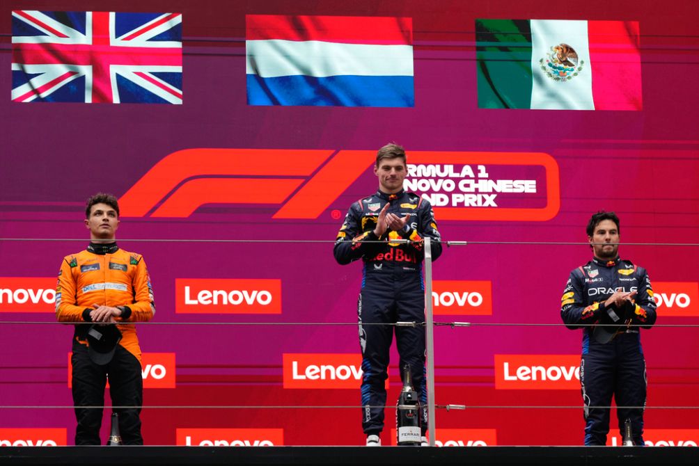 Checo Pérez quedó tercero en el Gran Premio de China