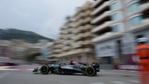 Hamilton lideró a Piastri y Russell en las Libres 1 del GP de Mónaco