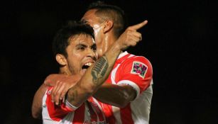Edson Puch festeja un gol con Necaxa en la J14 del Clausura 2017