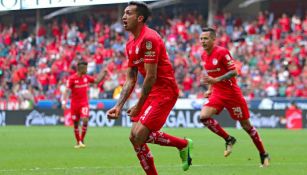 Perg celebra su gol contra Puebla en el Nemesio Diez