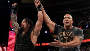 Roman Reigns y The Rock en Royal Rumble 2015