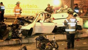 BMW completamente destrozado en Paseo de la Reforma