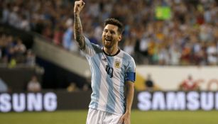 Messi celebra una anotación con Argentina 