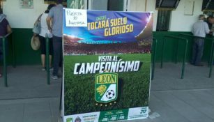La manta que le dejó León a Chivas recordándole al Campeonísimo