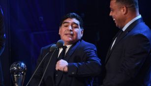 Maradona durante las premiaciones del The Best 
