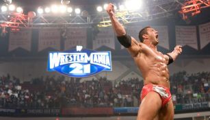 Batista festeja previo a Wrestlemania 21