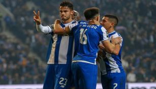 Diego Reyes en festejo de su primer gol con Porto