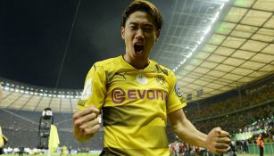 Shinji Kagawa celebra anotación con el Borussia Dortmund