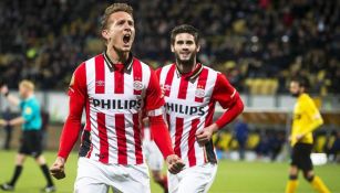 De Jong festeja un gol con PSV