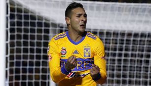 Ismael Sosa festeja su gol contra Santos en el C2018