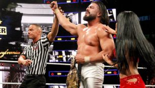 Andrade 'Cien' Almas retiene el título de NXT