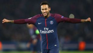 Neymar celebra un gol con el París Saint-Germain