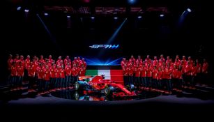 Ferrari presenta su nuevo momoplaza para la temporada 2018