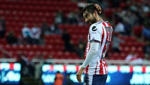 Pizarro se lamenta en un partido con Chivas 