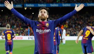 Messi celebra un tanto contra el Real Madrid en Camp Nou 