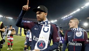 Neymar festeja triunfo del PSG en Ligue 1