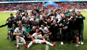 Santos celebra tras vencer a Toluca