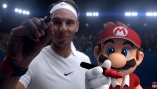 Rafa y Mario estampan su firma en la cámara tras el partido