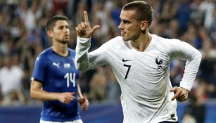 Antoine Griezmann festeja gol con Francia