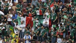 Aficionados de México durante un encuentro del Tri