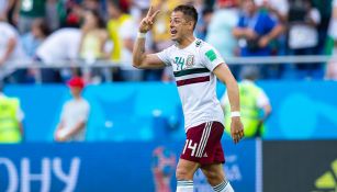 Chicharito celebra gol contra Corea