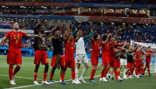 Jugadores de Bélgica celebran la victoria frente a Japón
