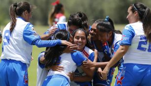 Puebla celebra su primer victoria en la Liga MX Femenil 