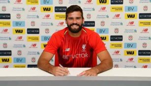 Becker firma contrato con Liverpool 