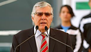 Nelson Vargas da un discurso en las instalaciones de la Conade