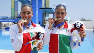 Karen Achach y Nuria Diosdado, con sus medallas de Oro de JCC