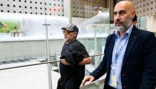 Maradona, durante su llegada al AICM 