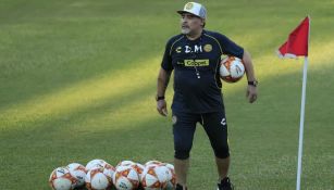 Maradona, en su primer entrenamiento con Dorados