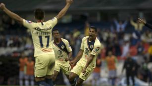 Domínguez celebra anotación en duelo de Copa MX