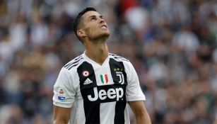 Cristiano Ronaldo se lamenta en un juego con la Juventus