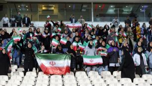Mujeres iraníes durante el partido Irán vs Bolivia
