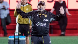 Maradona dirige entrenamiento de Dorados