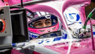 Sergio Pérez a bordo de su monoplaza de Force India